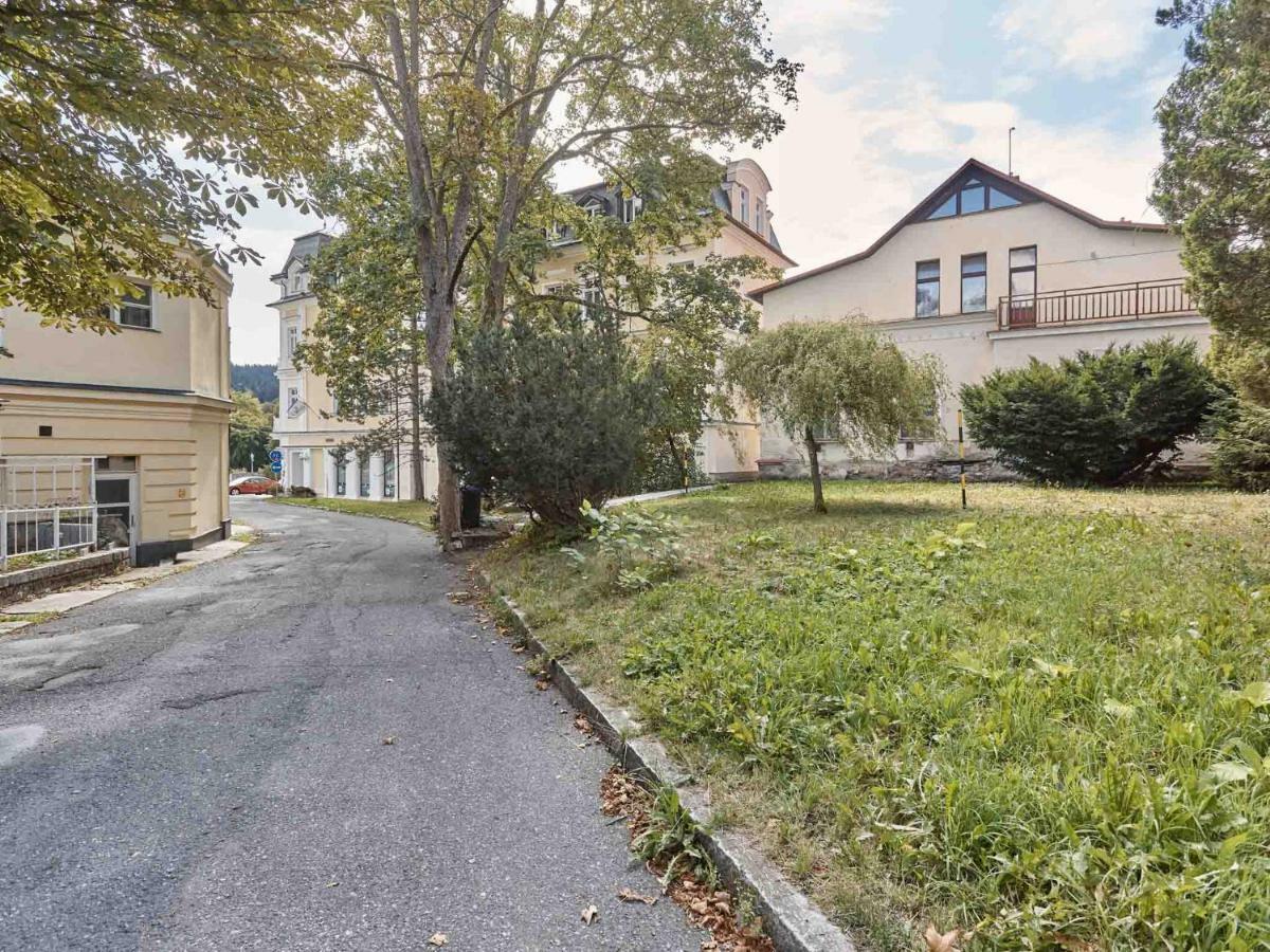 Apartman Villa Eiche Marianske Lazne Exterior foto